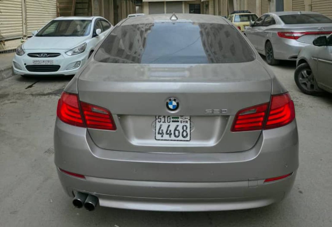 بي إم دبليو 520i 2013