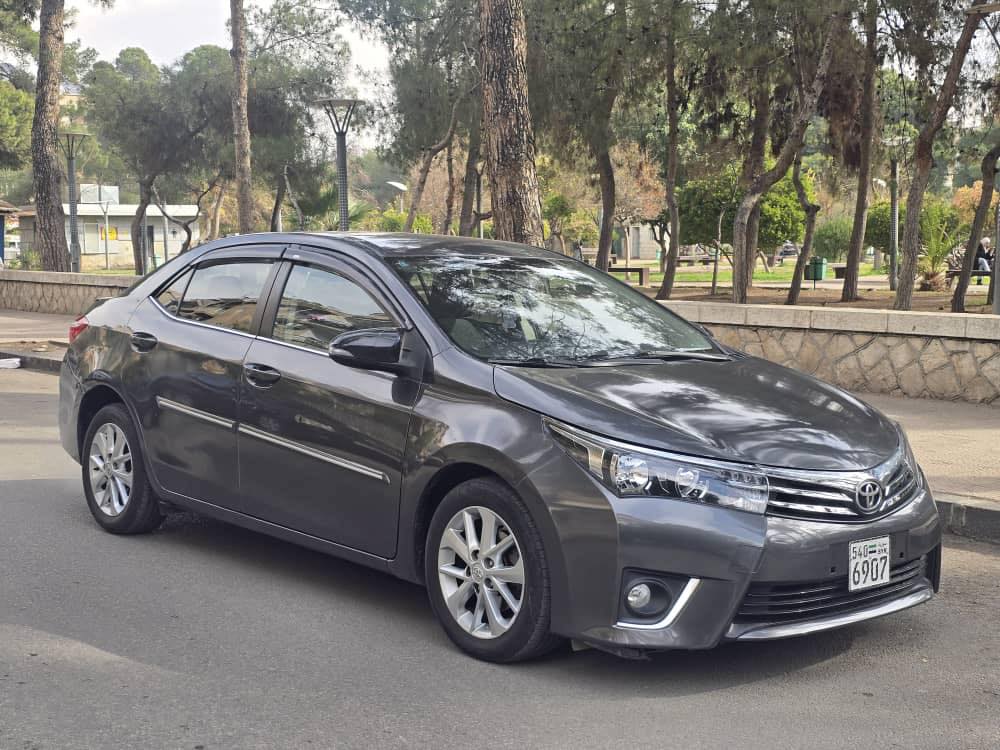 تويوتا كورولا 2016