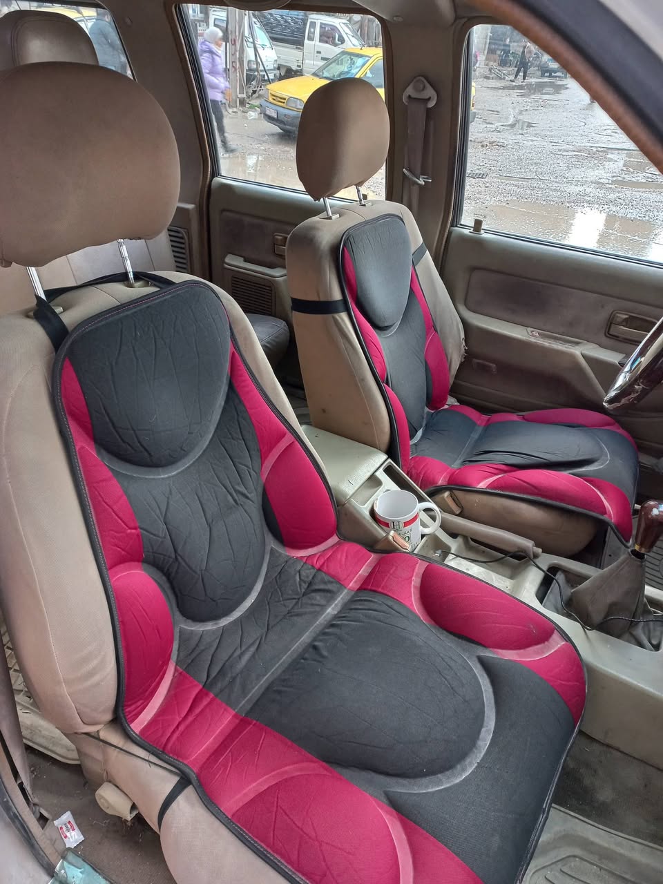 جيب يوجين 2006 - صورة 5