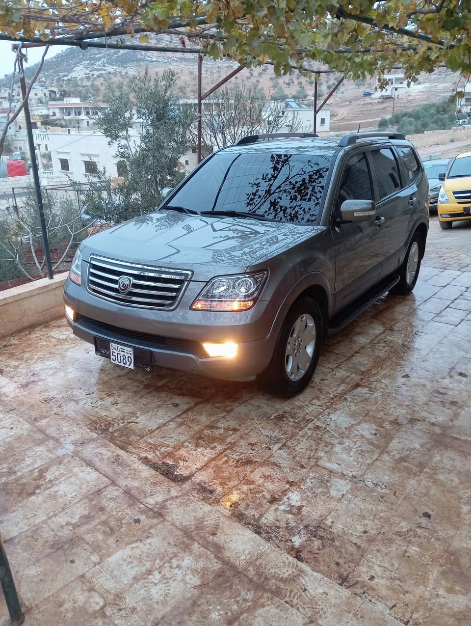 Ssangyong Mohave 2011 - صورة 4