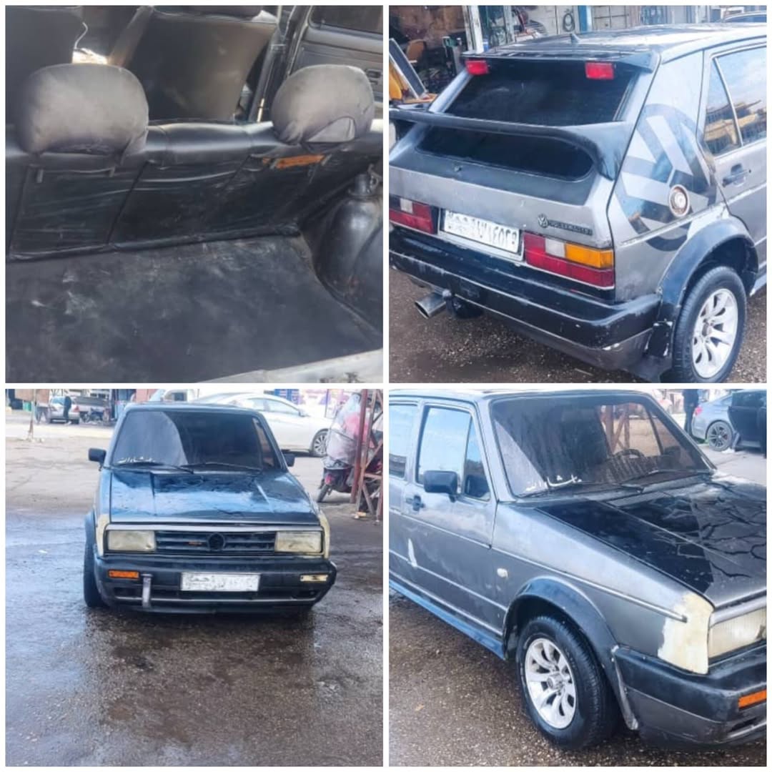 فولكس غولف 1977