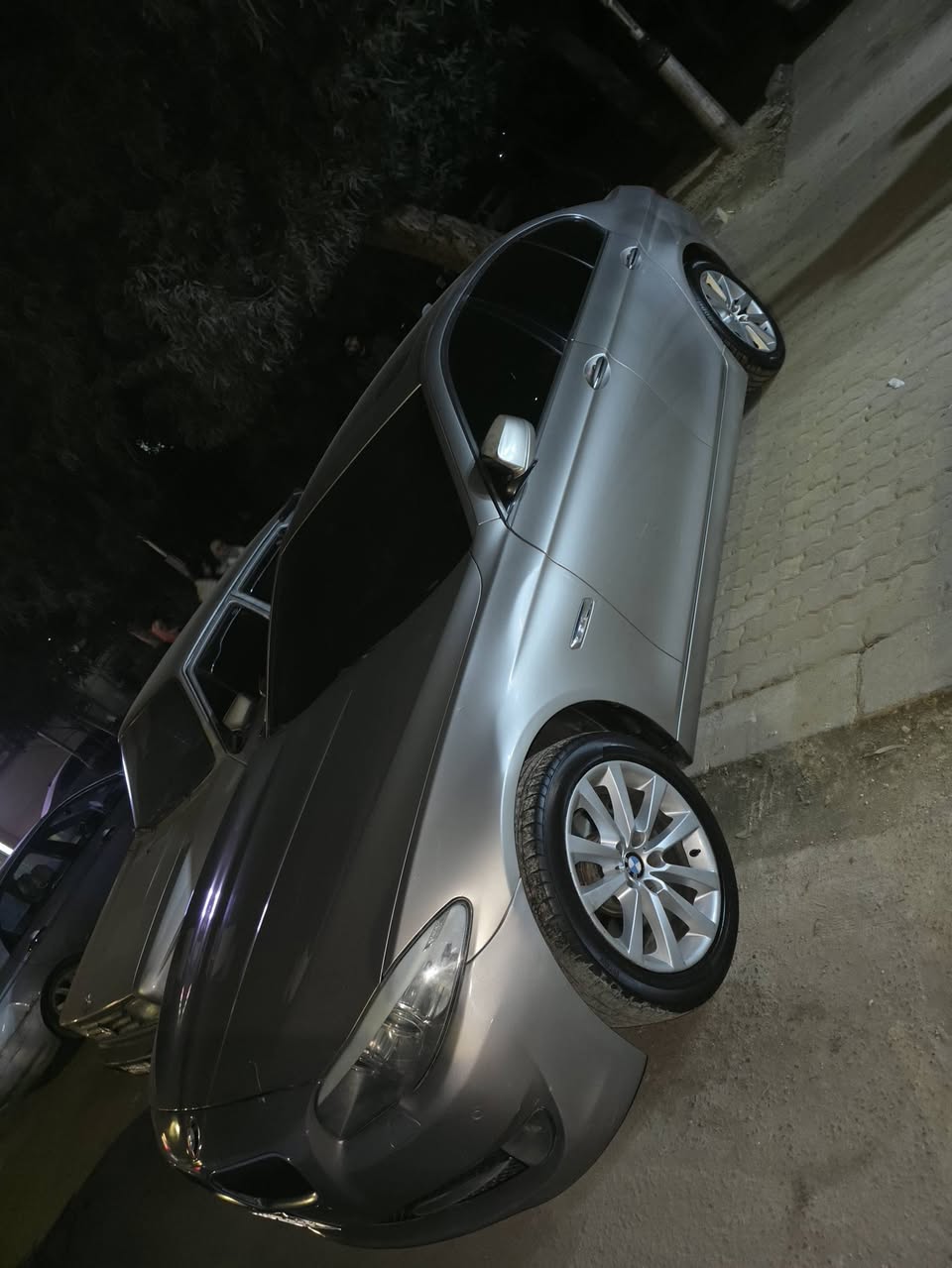 بي إم دبليو 520i 2013 - صورة 1