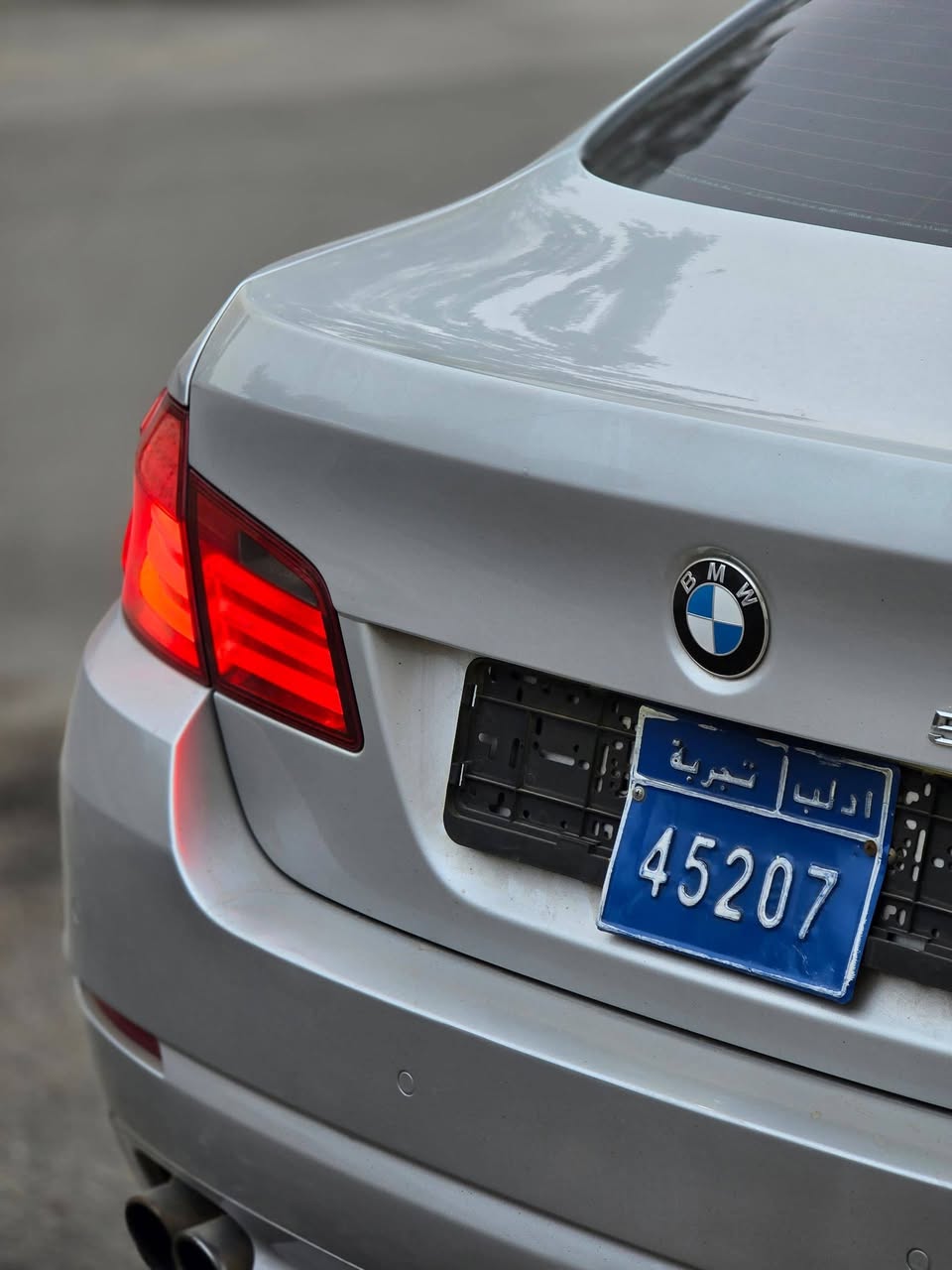 بي إم دبليو الفئة الخامسة 2011 - صورة 4