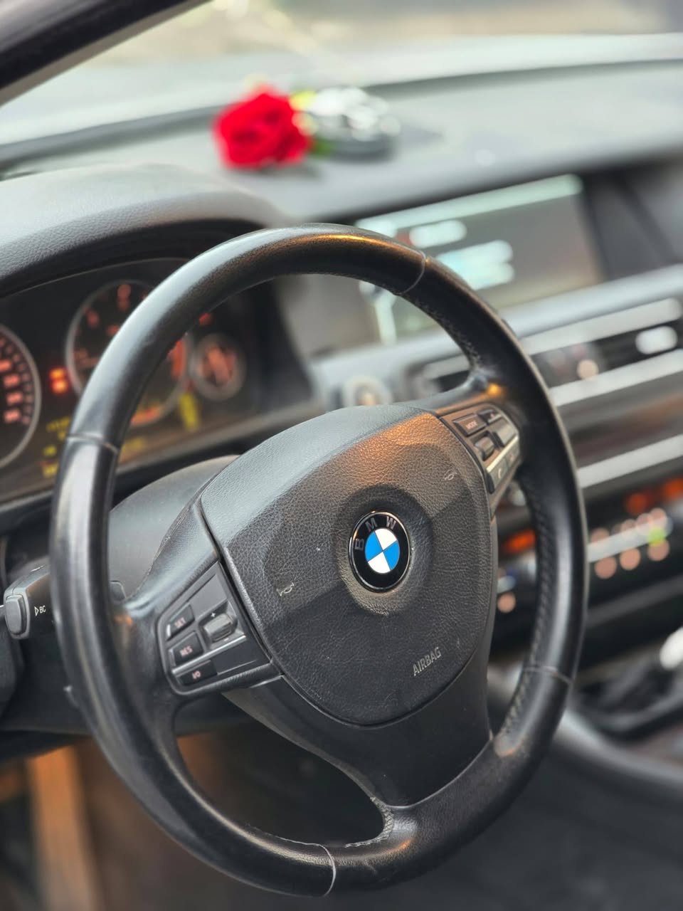 بي إم دبليو الفئة الخامسة 2011 - صورة 5