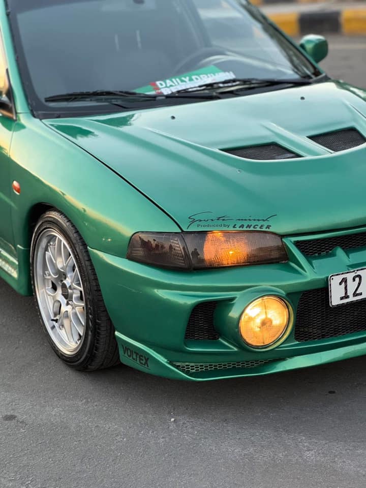 ميتسوبيشي لانسر 1997 - صورة 3