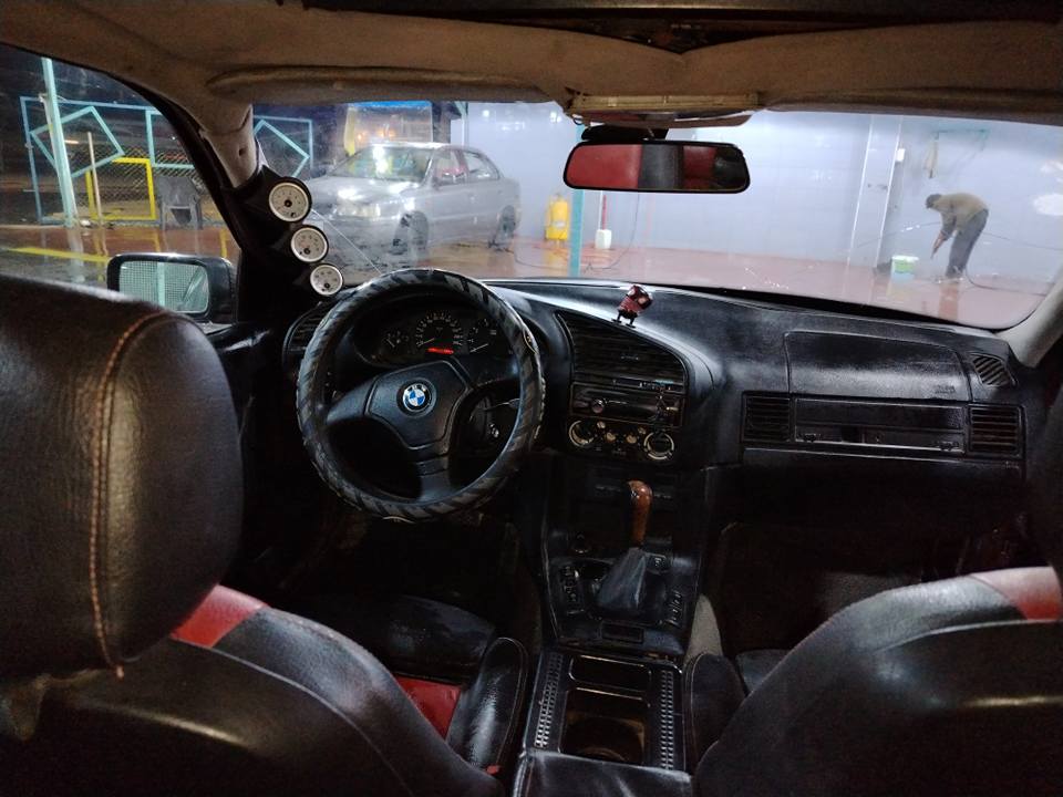 بي ام دبليو 320E 1994 - صورة 3