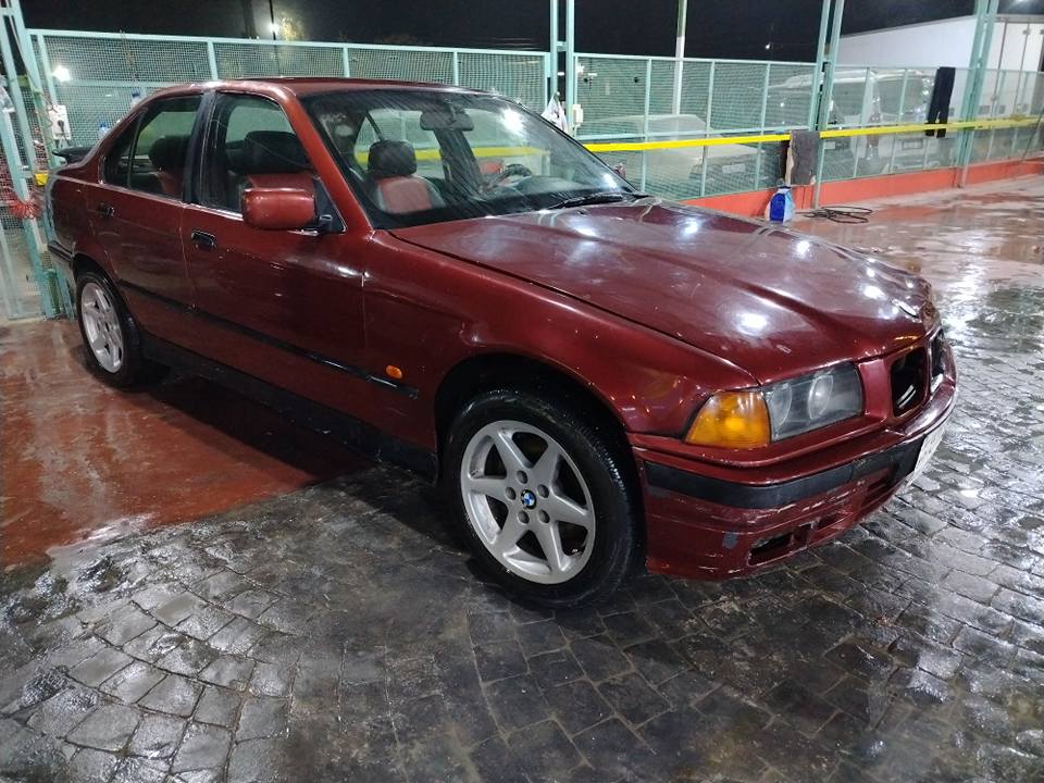 بي ام دبليو 320E 1994 - صورة 5