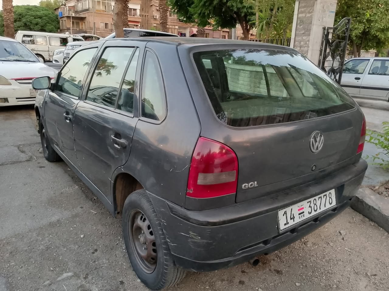 فولكس فاكن كول 2004 - صورة 3