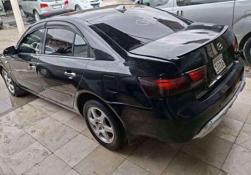 هيونداي سوناتا 2008 - صورة 4