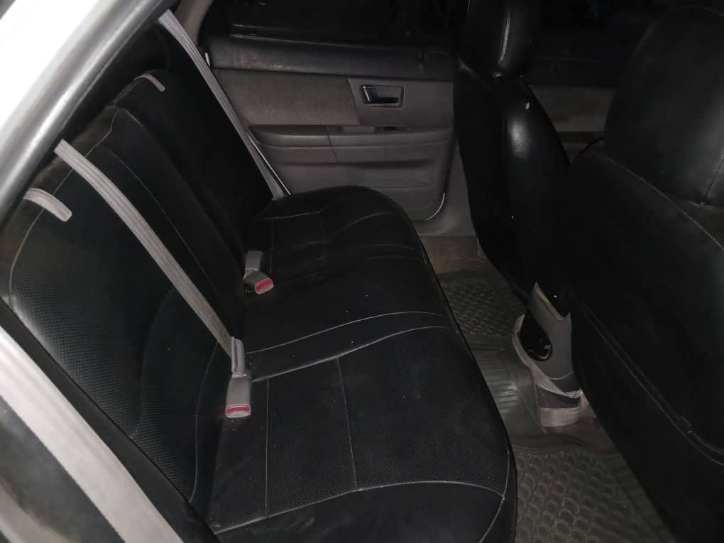 فورد توروس 2000 - صورة 2