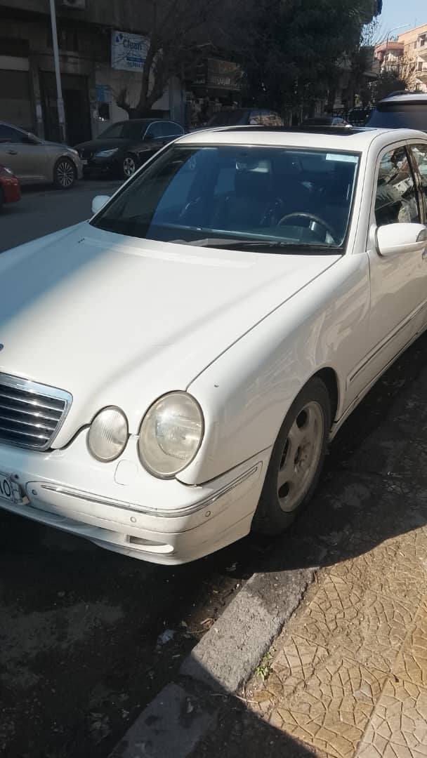 مرسيدس نملهم 2001 - صورة 1