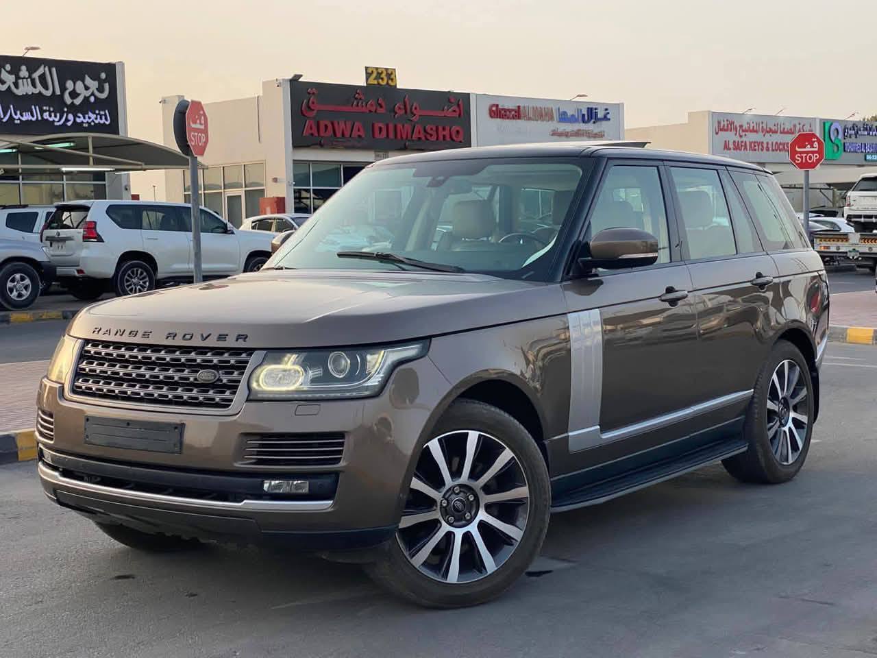 رنج روفر فوج SE 2014 - صورة 1