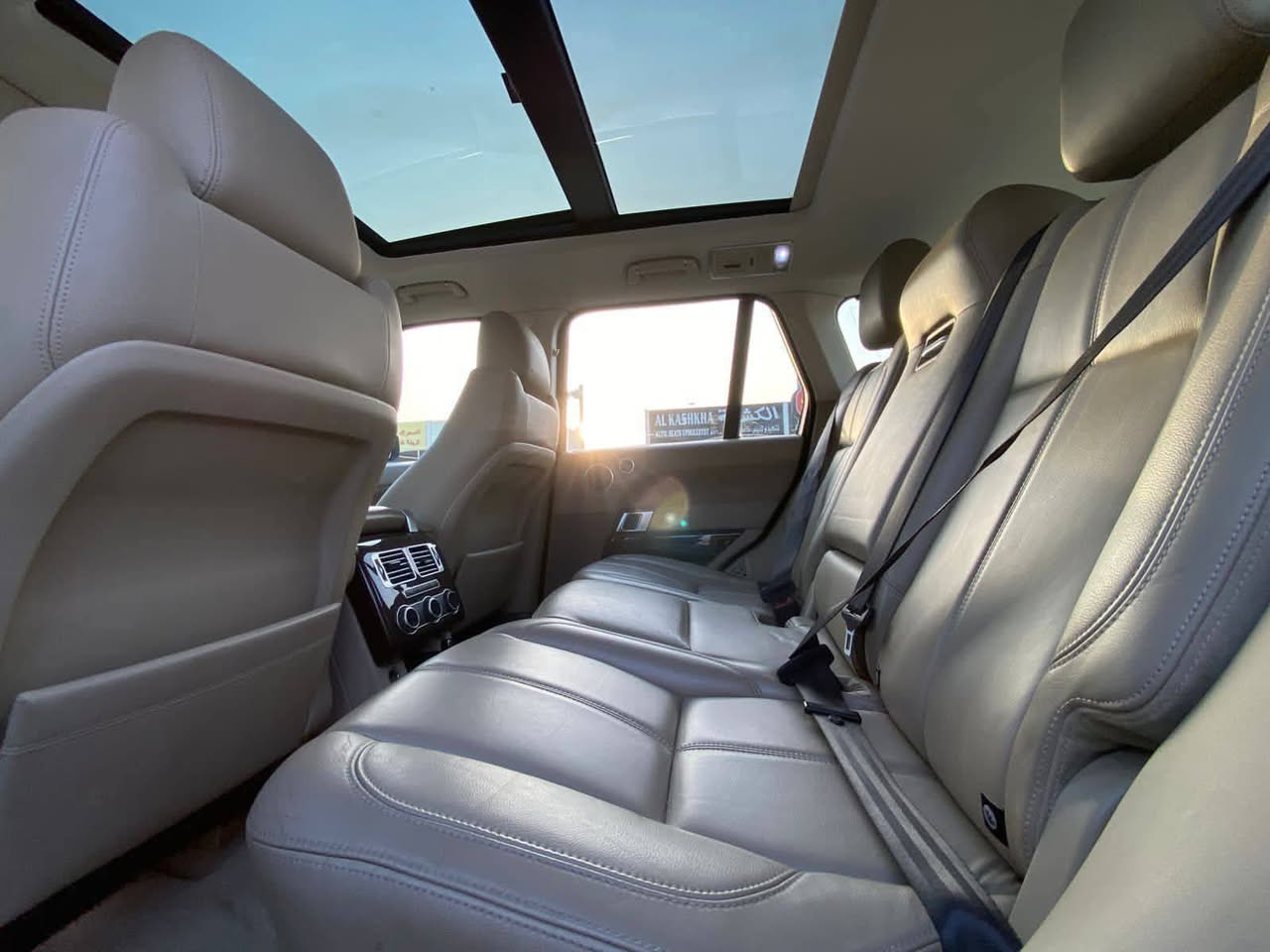 رنج روفر فوج SE 2014 - صورة 5