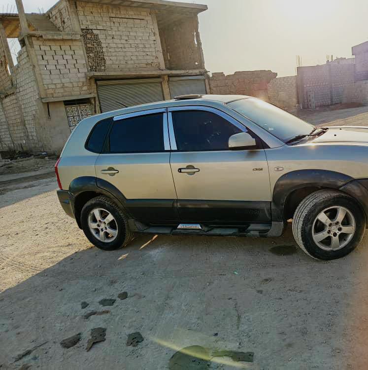 هيونداي توسان 2005 - صورة 4