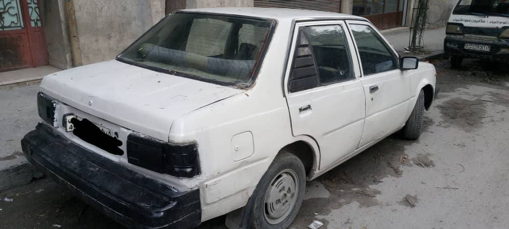 نيسان Sunny 1983 - صورة 2