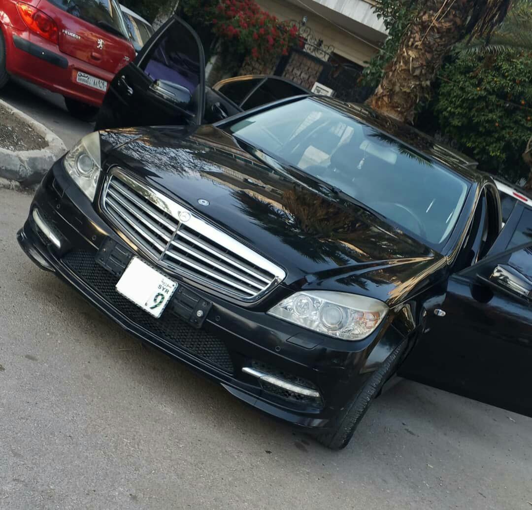 مرسيدس C200 2011