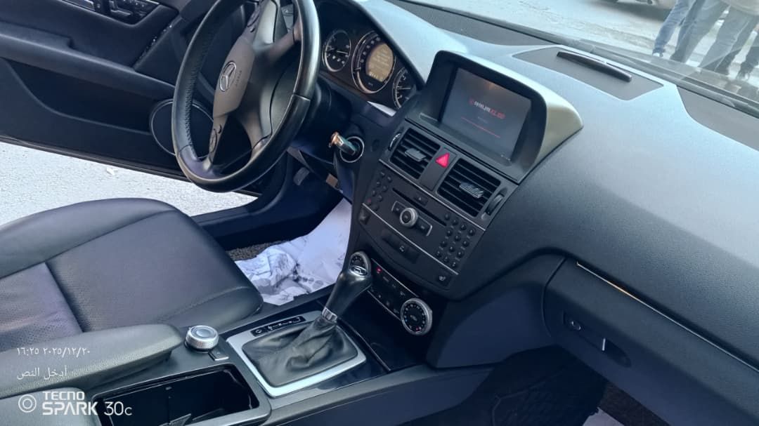 مرسيدس C200 2011 - صورة 2