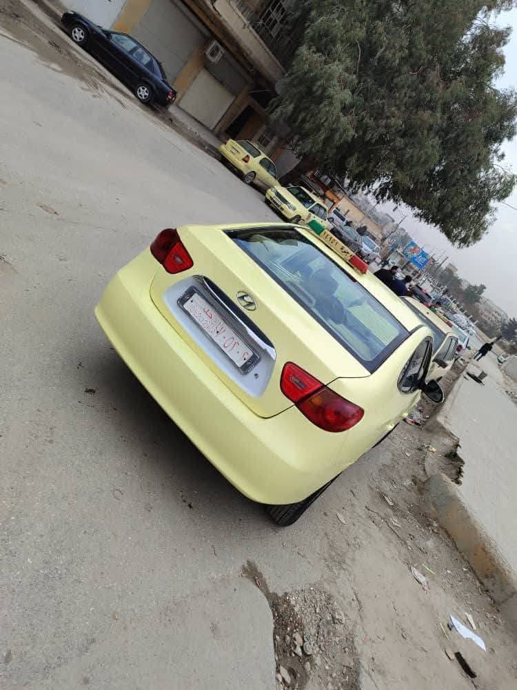 هيونداي افنتي 2010 - صورة 1