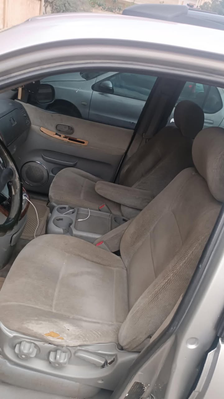 كيا كرنفال 2004 - صورة 2