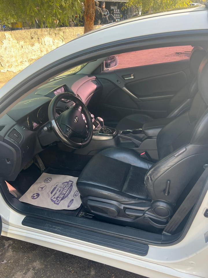 جينيسس كوبيه 2011 - صورة 2