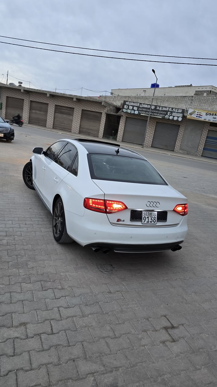 اودي a4 2010 - صورة 5