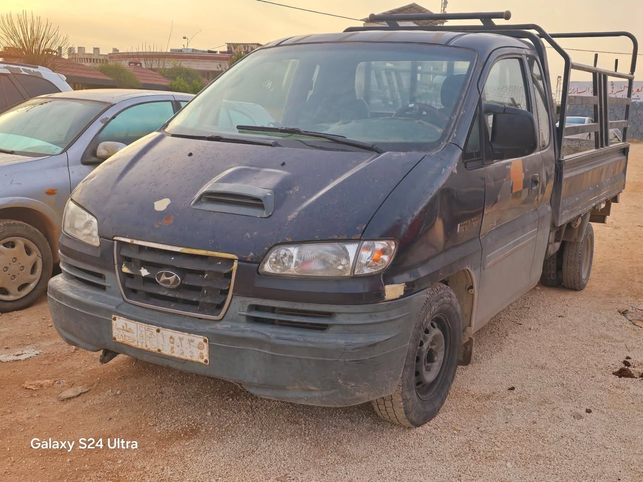 هيونداي ستاركس 2001 - صورة 2