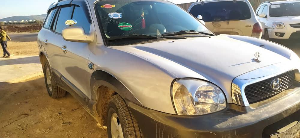 هيونداي سانتافي 2004 - صورة 2