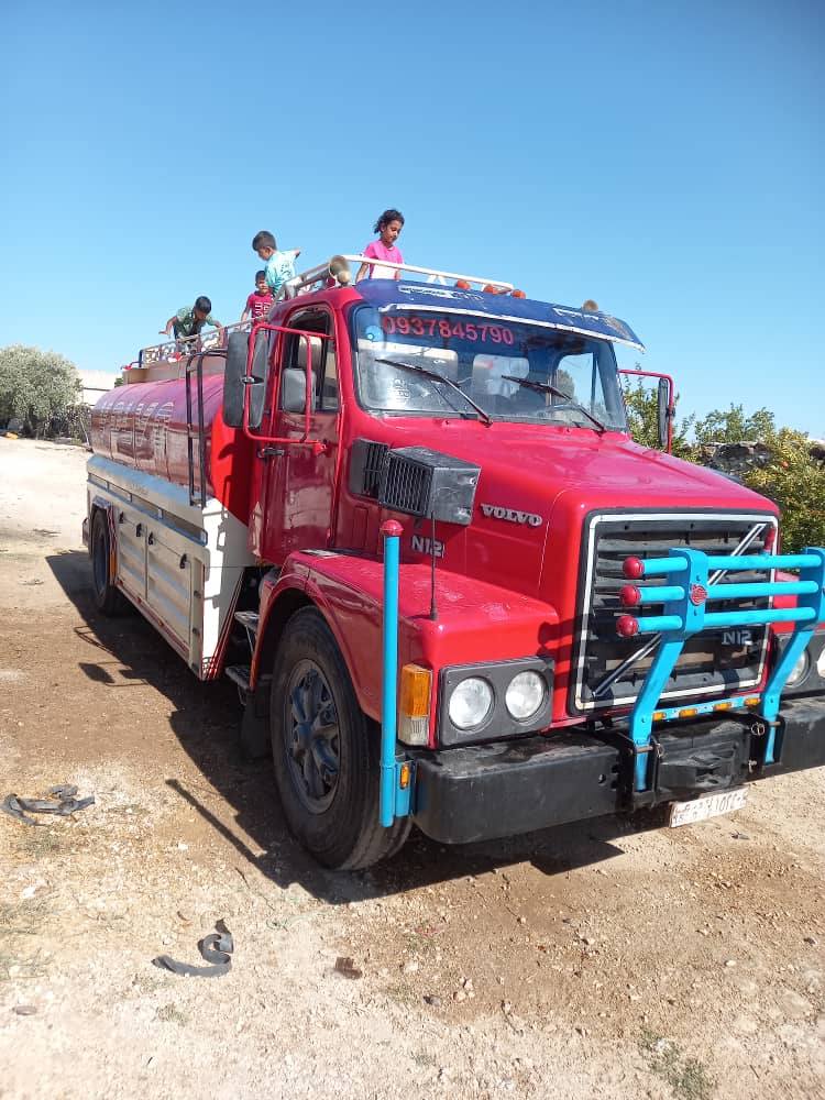 فولفو 121F12 1982 - صورة 4