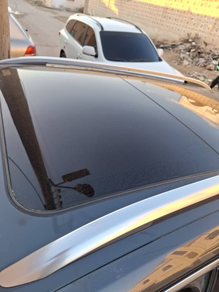 فولكس فاغن طوارق 2012 - صورة 5