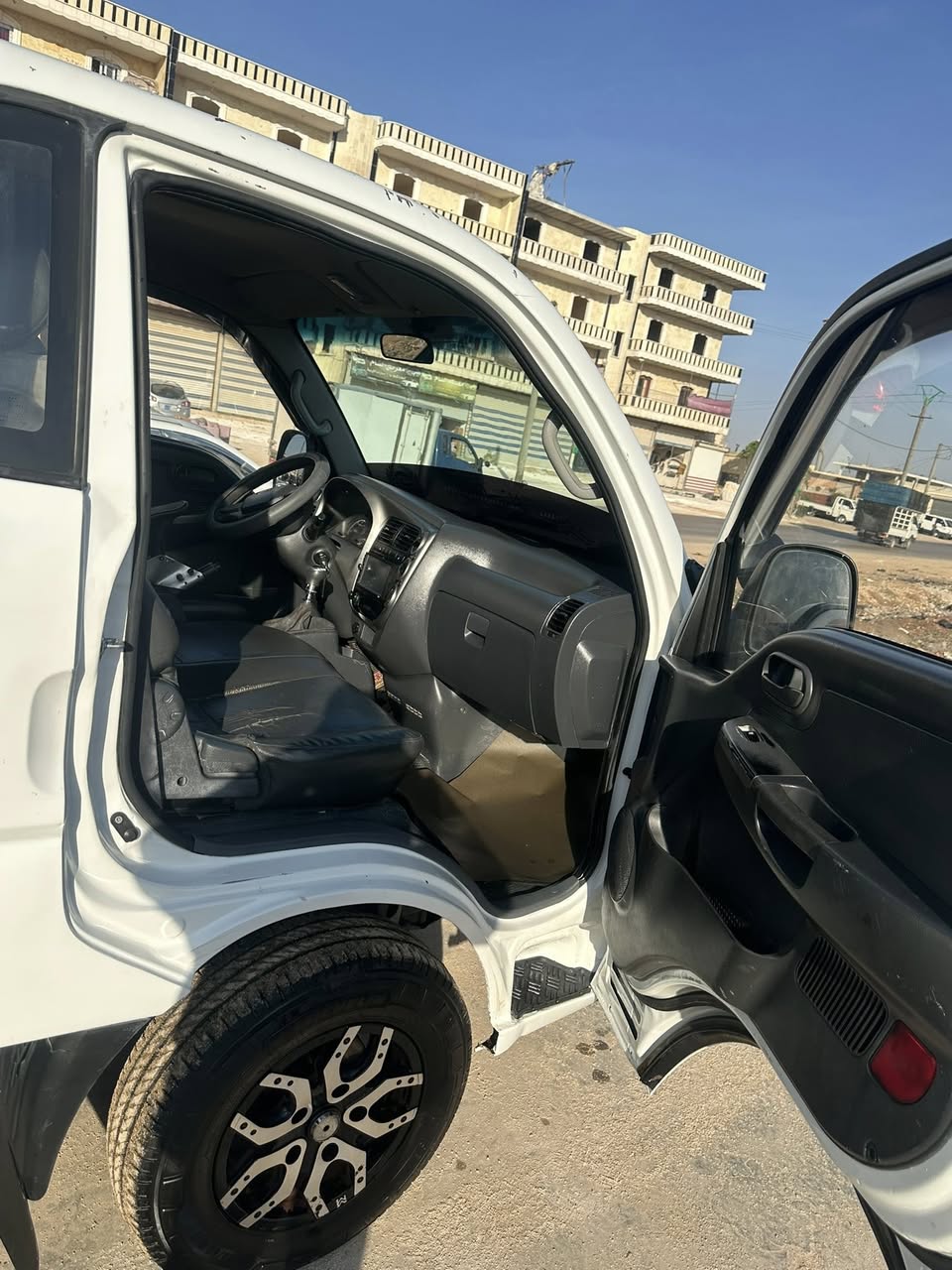 كيا بانكو 2013 - صورة 3