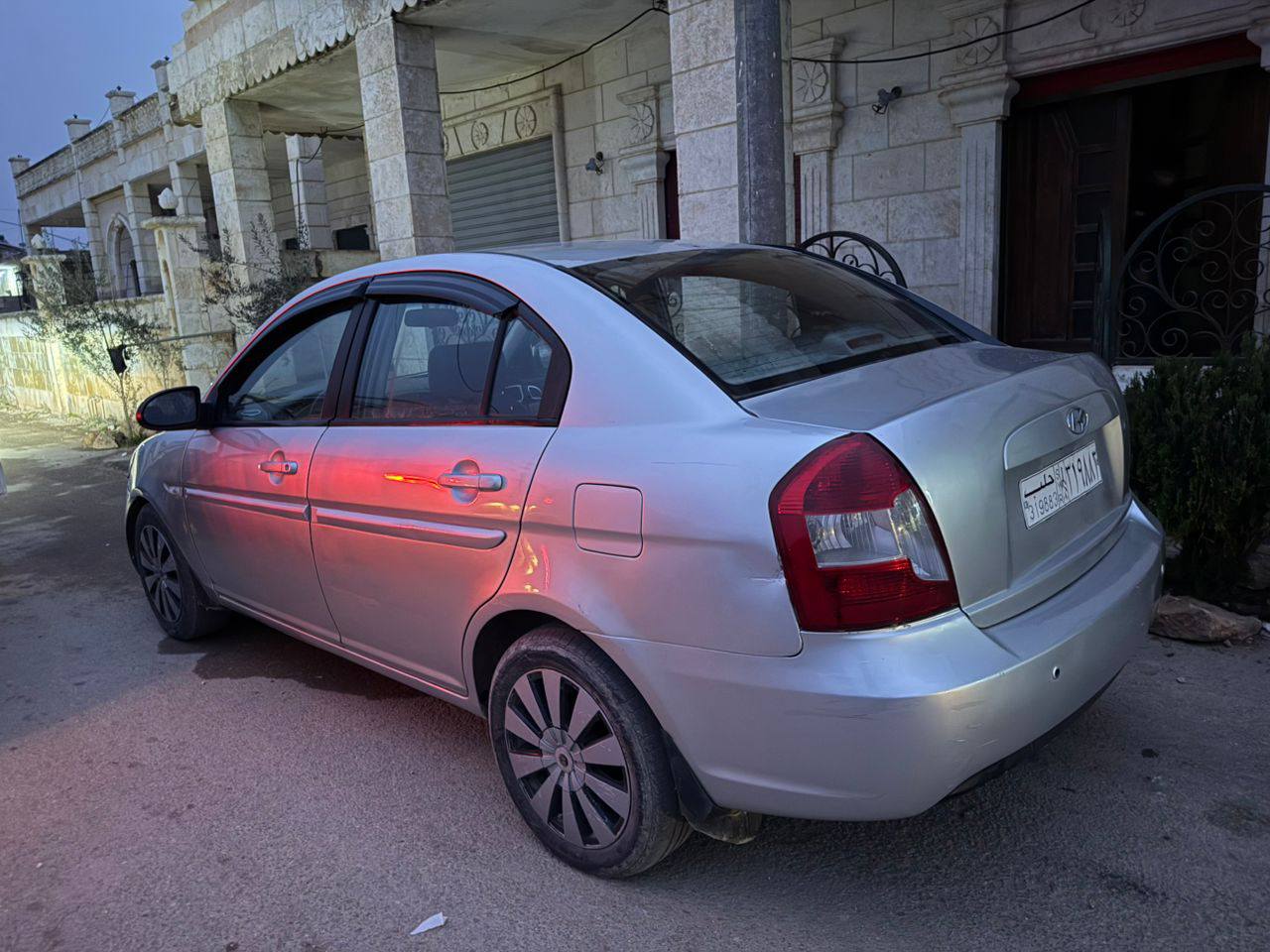 هيونداي فيرنا 2007 - صورة 4