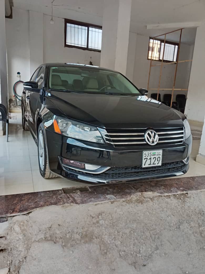 فولكس فاجن باسات 2012