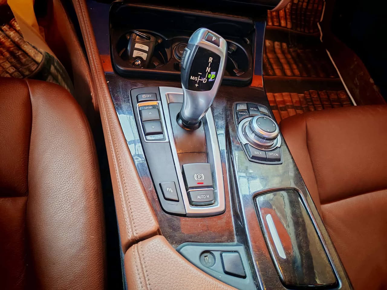 بي ام دبليو 520 2012 - صورة 3