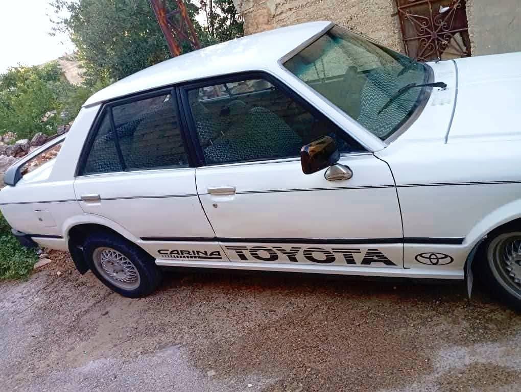 تويوتا كورولا 1979 - صورة 4