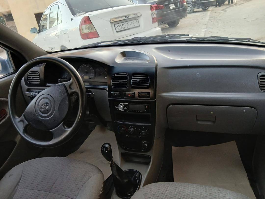 كيا ريو 2001 - صورة 2