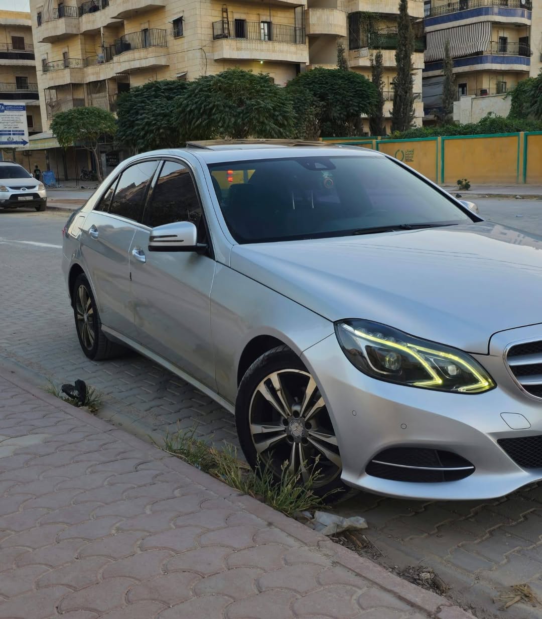 مرسيدس بنز E220 2014 - صورة 4