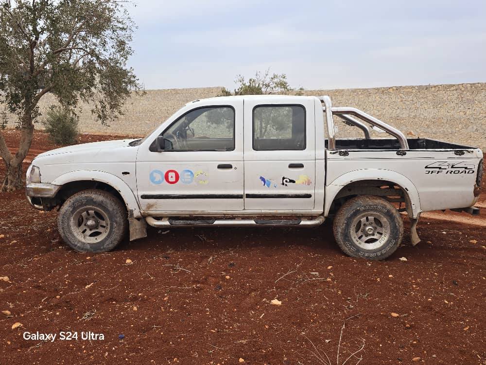 فورد بيكاب 2006 - صورة 1