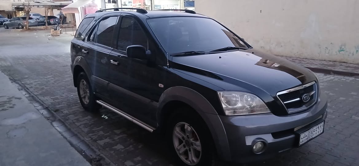 كيا سيرنتو 2005 - صورة 2