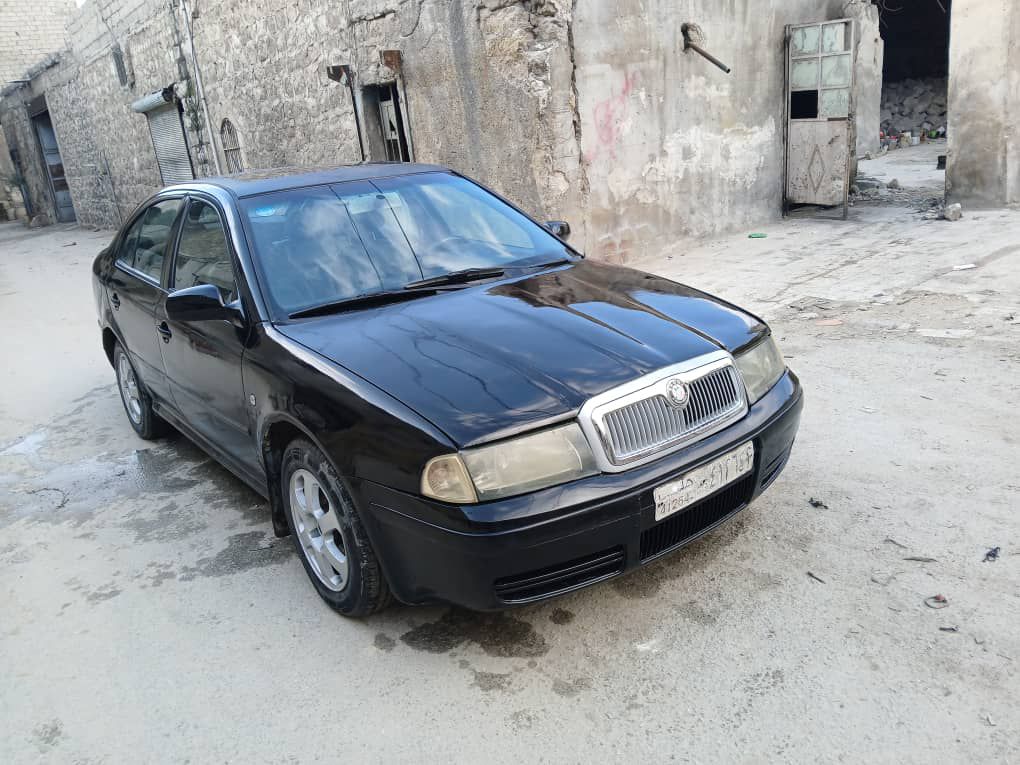 سكودا اوكتافيا 2002