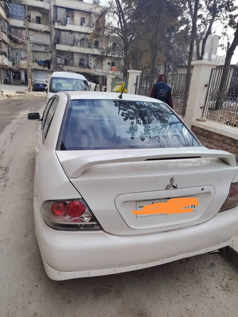 ميتسوبيشي لانسر 2008 - صورة 2