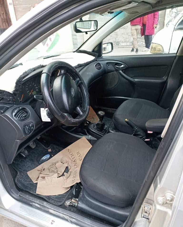 فورد فوكاس 2005 - صورة 4