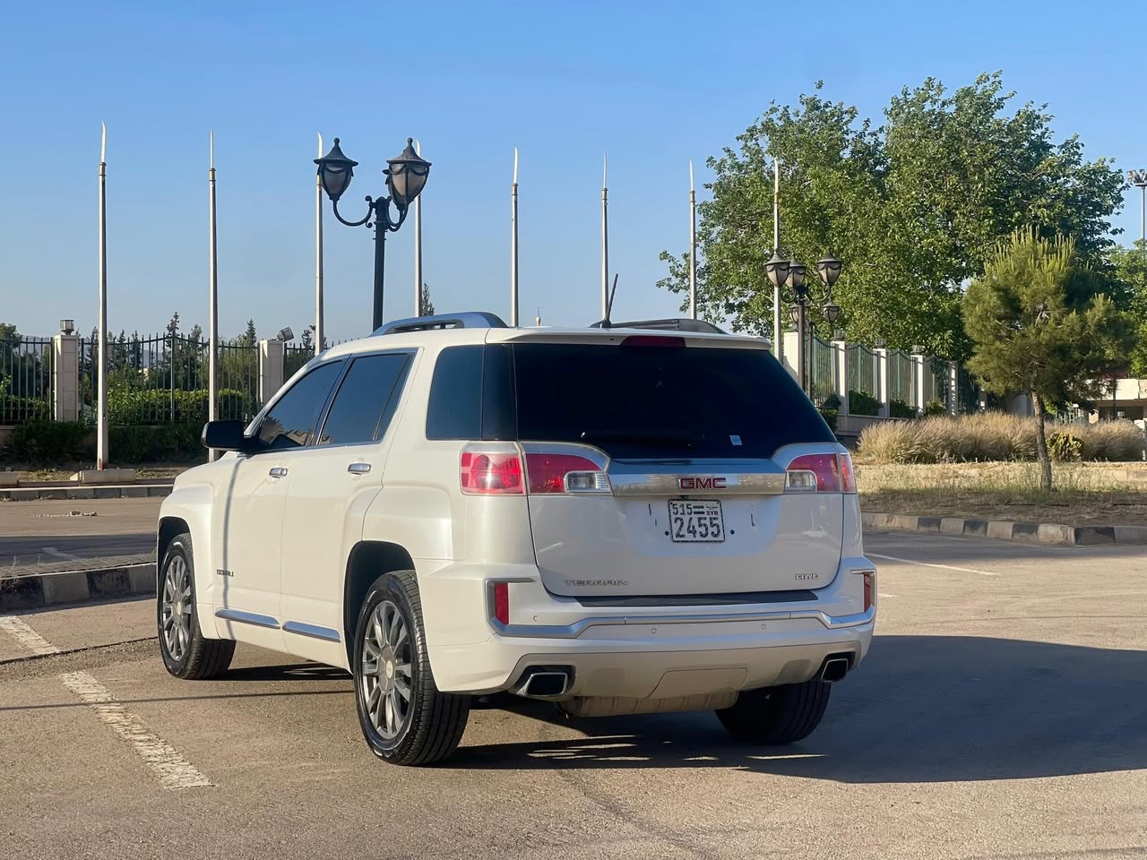 جي إم سي تيرين دينالي 2016 - صورة 5