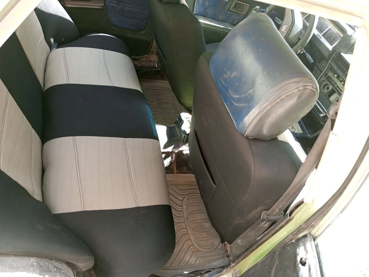 لنسر لنسر 1983 - صورة 3