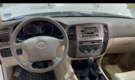 تويوتا لاندكروز 2006 - صورة 1