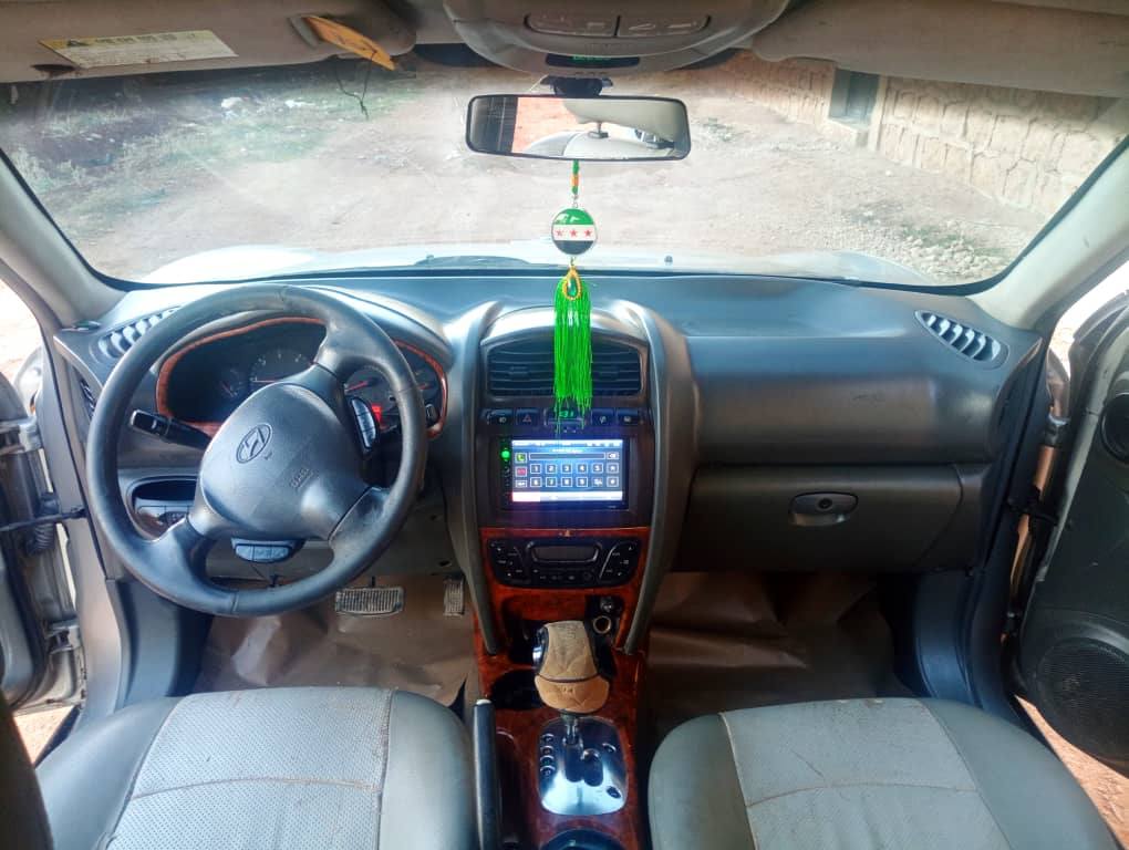 هيونداي سنتافي 2004 - صورة 5