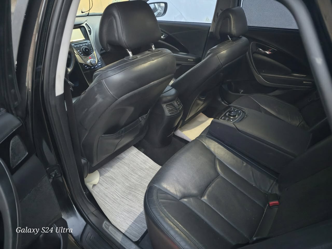 هيونداي ازيرا 2012 - صورة 3