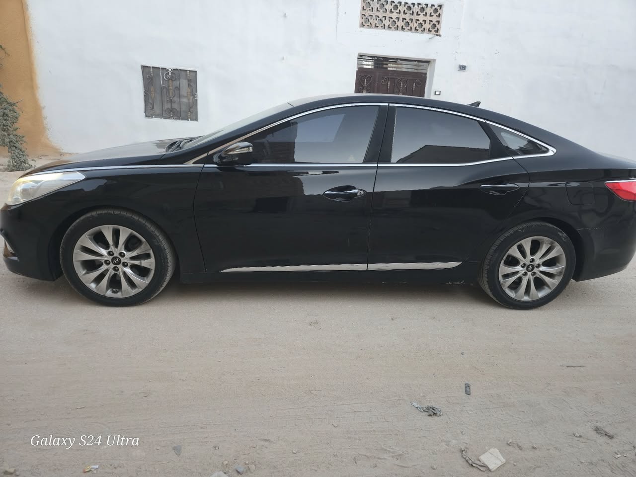 هيونداي ازيرا 2012 - صورة 4