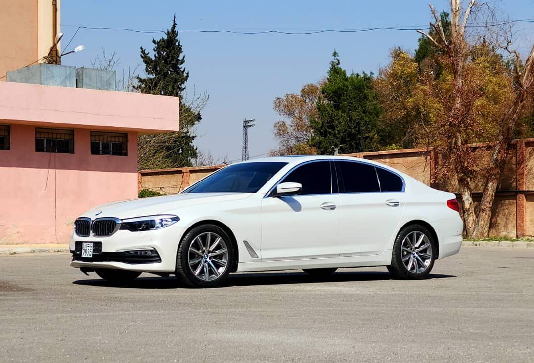 بي إم دبليو 520i 2018 - صورة 2