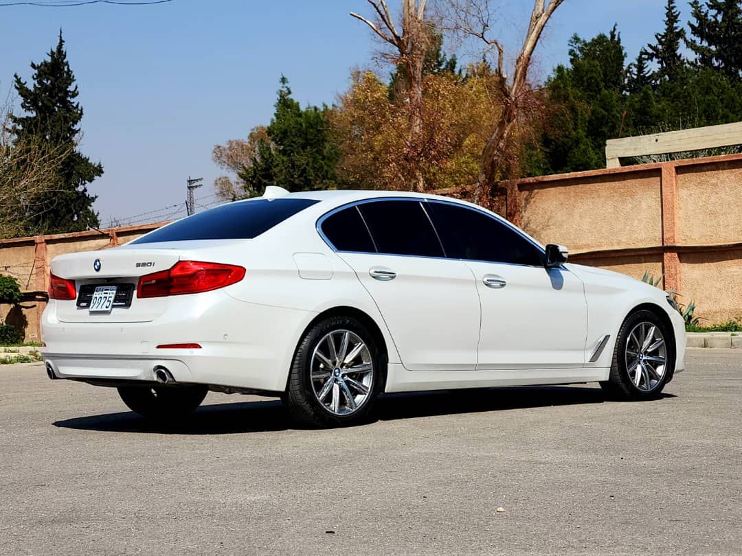 بي إم دبليو 520i 2018 - صورة 4