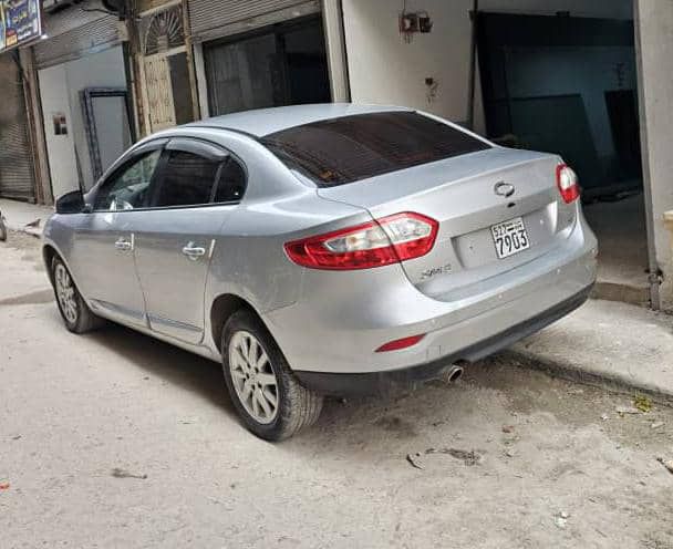 رينو فلوينس 2012